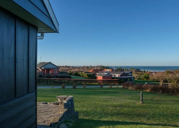 Awesome In With 3 Bedrooms Glesborg